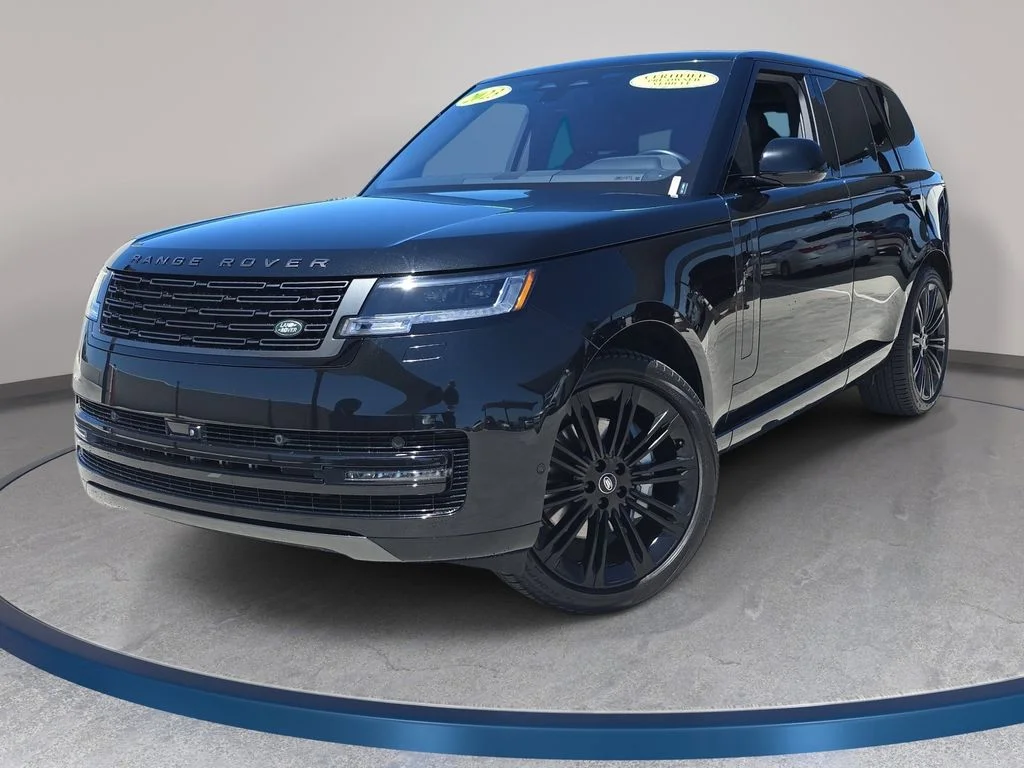 2023 Land Rover Range Rover 3.0 SE SWB's photo