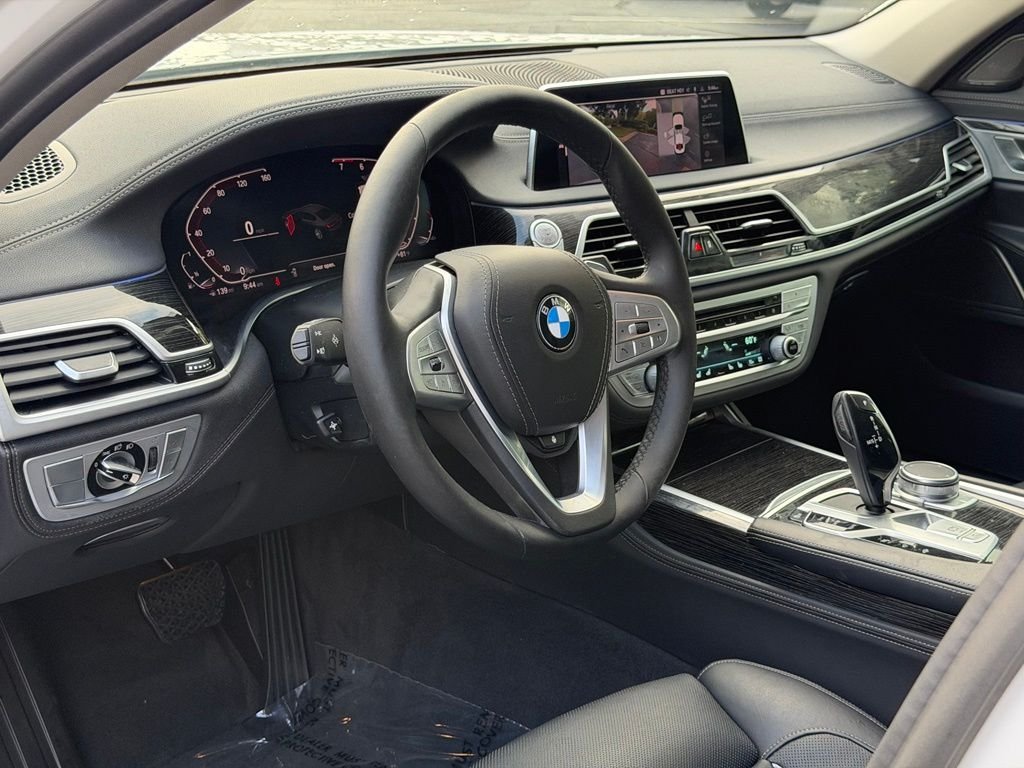 Used 2020 White BMW 740i image 21