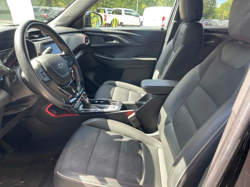 Used 2022 Black Chevrolet RS image 16