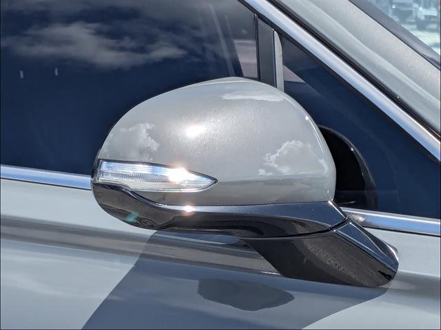 Used 2023 Hampton Gray Hyundai Calligraphy image 11