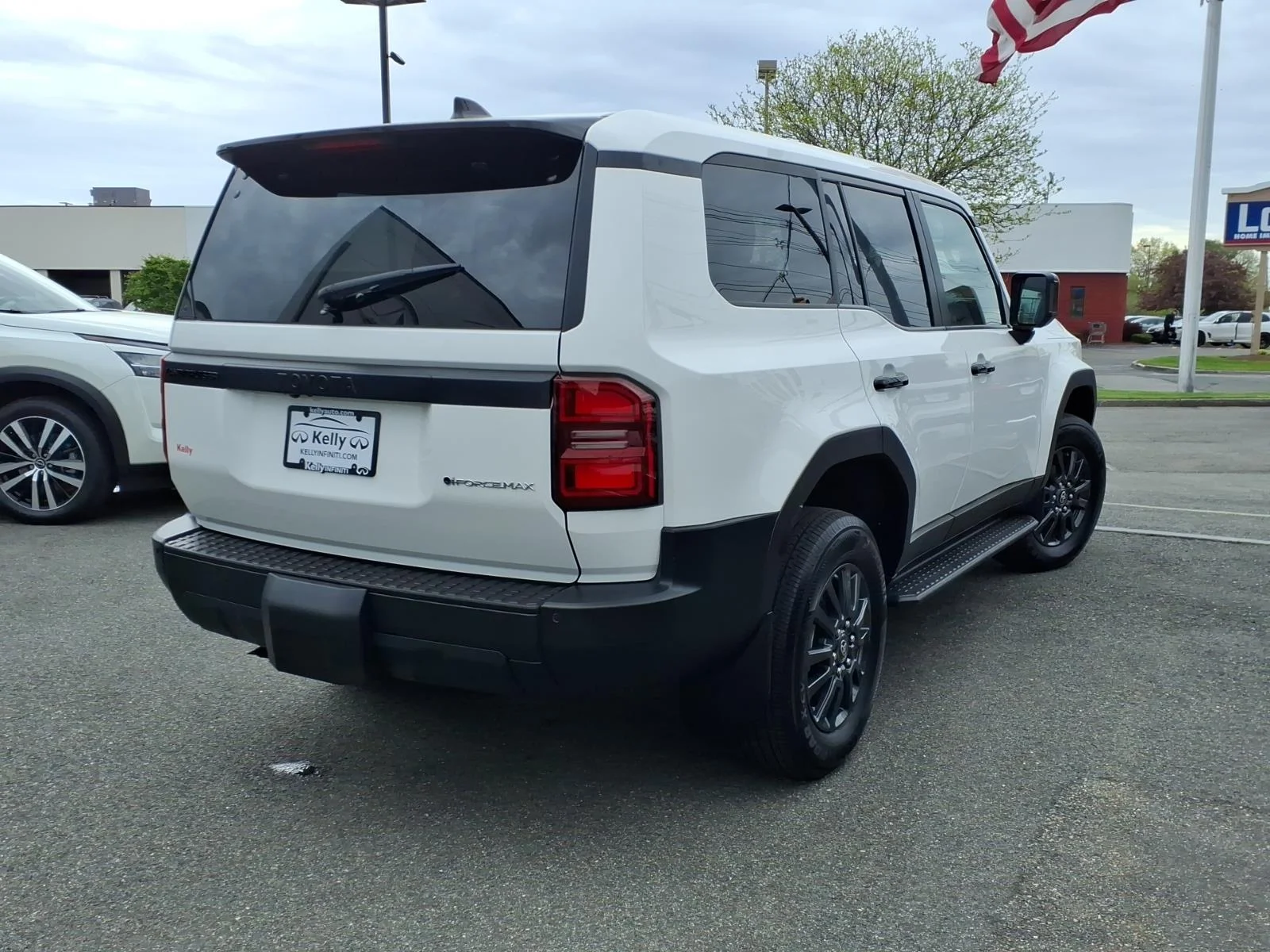Used 2025 Ice Cap Toyota 1958 image 4