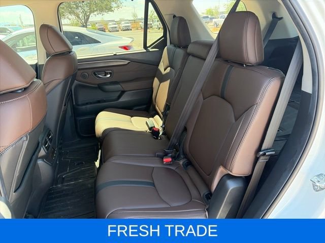 Used 2026 White Honda Touring image 4