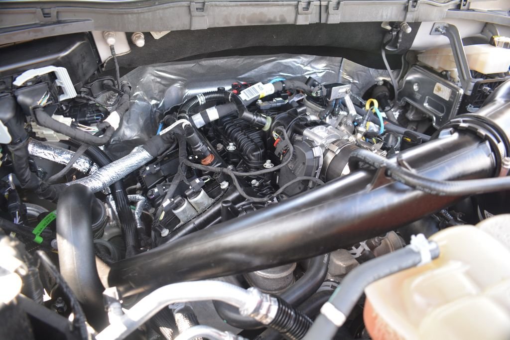 Used 2022 Silver Ford XLT image 22
