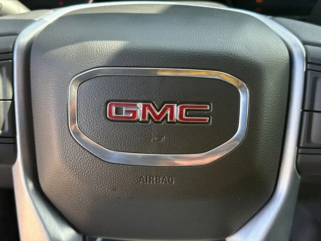 Used 2022 Titanium Rush Metallic GMC Elevation image 23