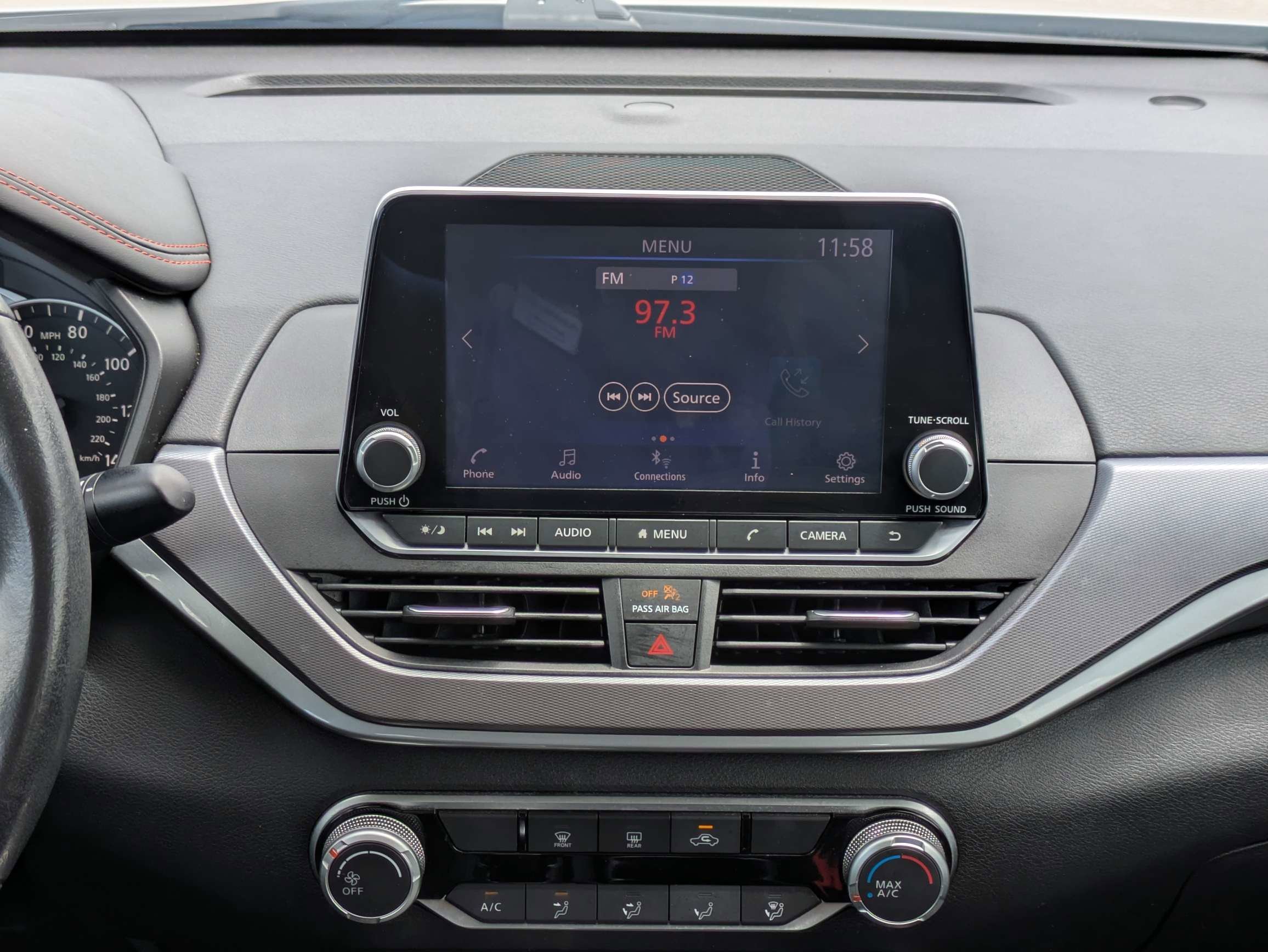 2023 Nissan Altima SR - Photo 20
