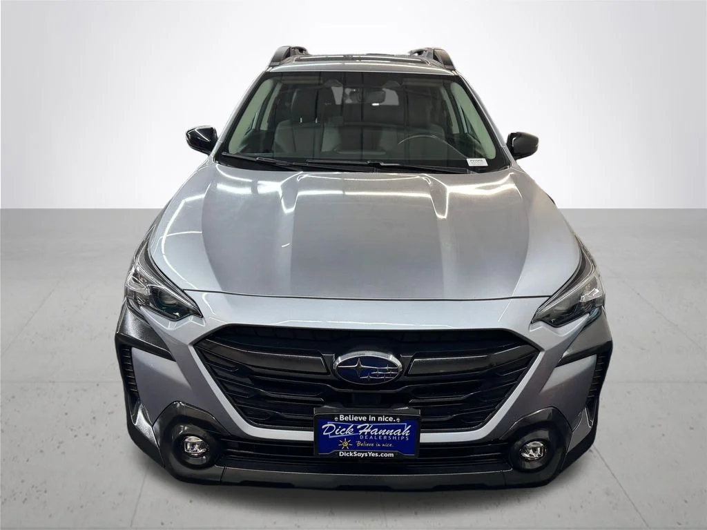 Used 2025 Silver Subaru Onyx Edition image 11
