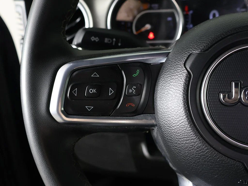 Used 2023 Black Jeep Sahara image 34