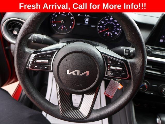 Used 2022  Kia LXS image 33