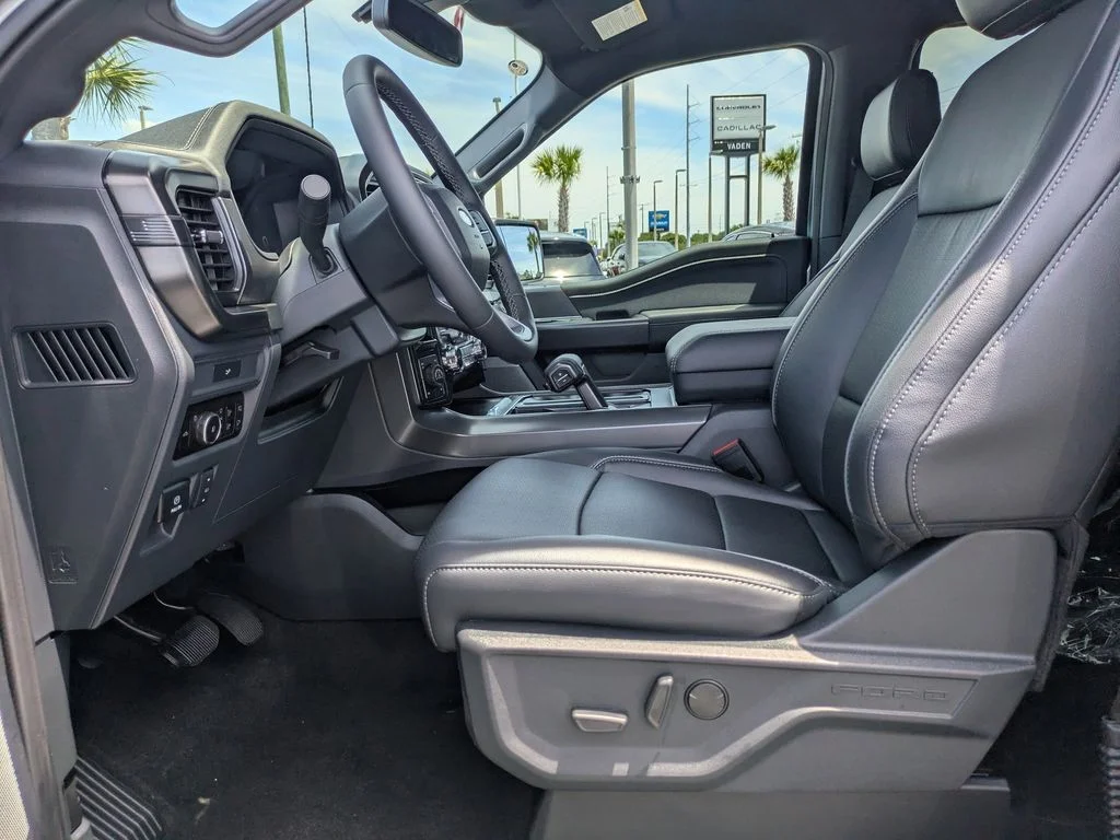New 2026 Iconic Silver Metallic Ford Lariat image 21