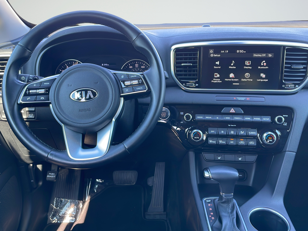 Used 2021 Red Kia EX image 11