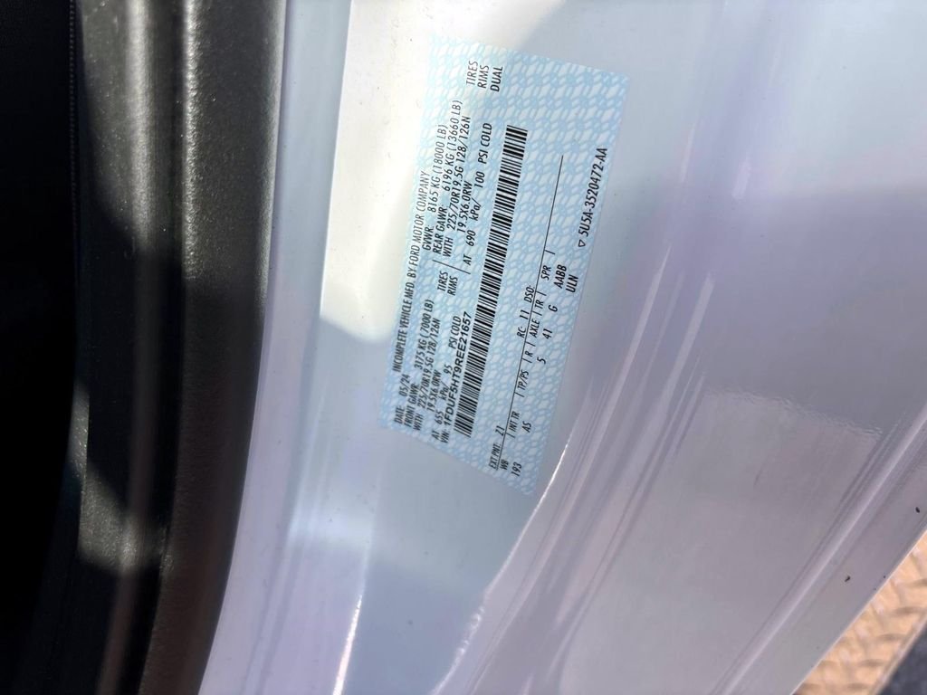 Used 2024 White Ford XL image 28