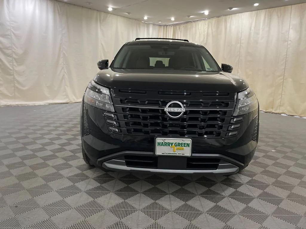 New 2026 Super Black Nissan Platinum image 2
