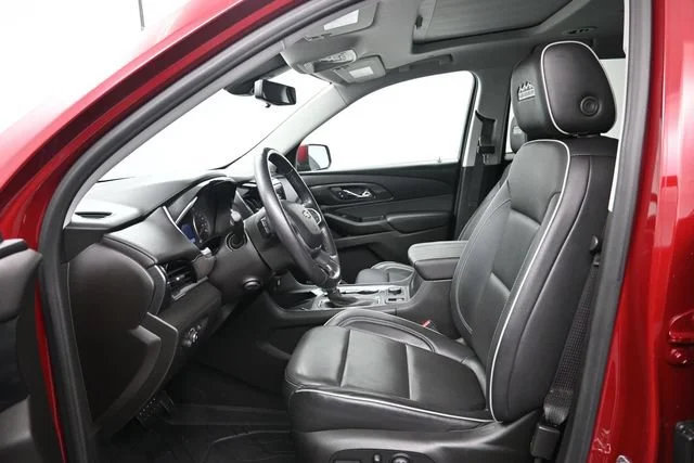 Used 2021 CAJUN RED TINTCOAT Chevrolet High Country image 9