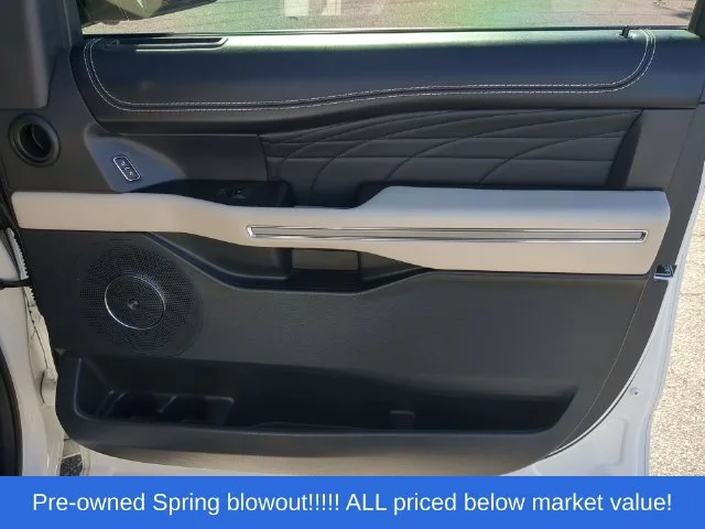Used 2022 White Ford Platinum image 48