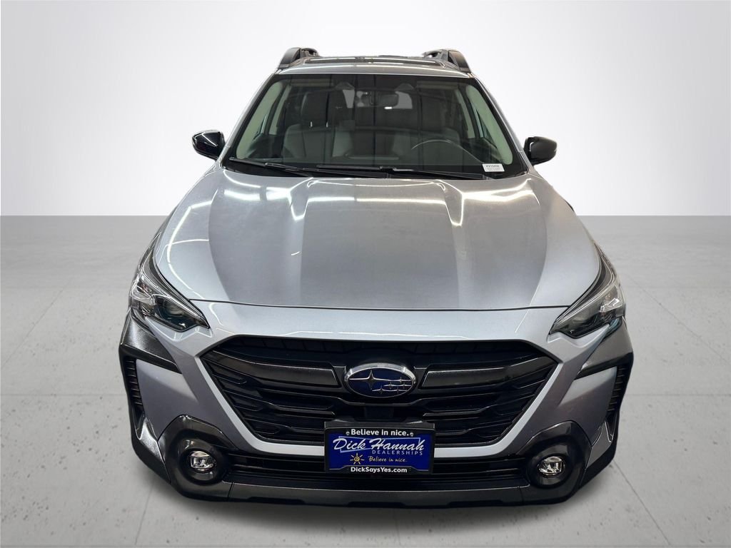 Used 2025 Silver Subaru Onyx Edition image 11