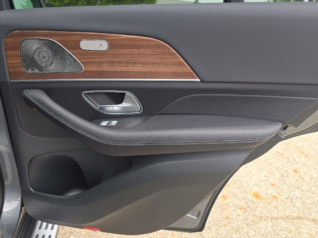 New 2026 Selenite Grey Metallic Mercedes-Benz GLE 350 image 63