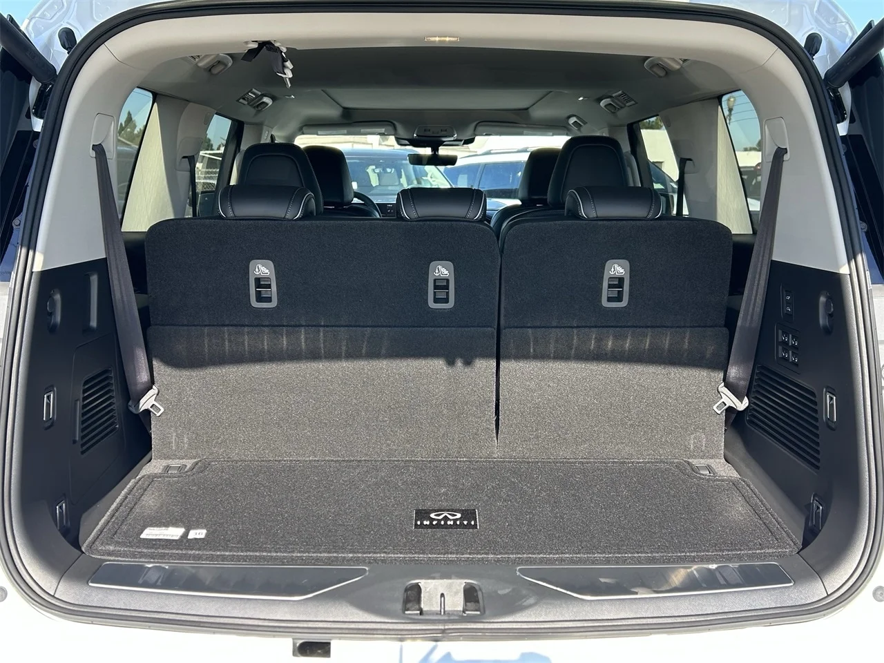 2026 INFINITI QX80 Luxe - Photo 13