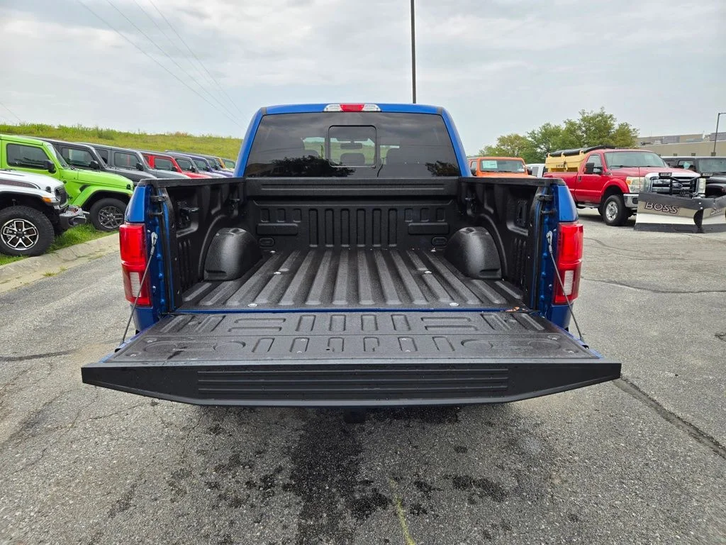 Used 2018 Blue Ford Lariat image 31