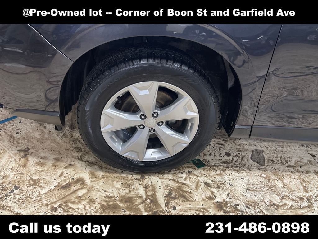 Used 2014 Gray Subaru 2.5i Touring image 11