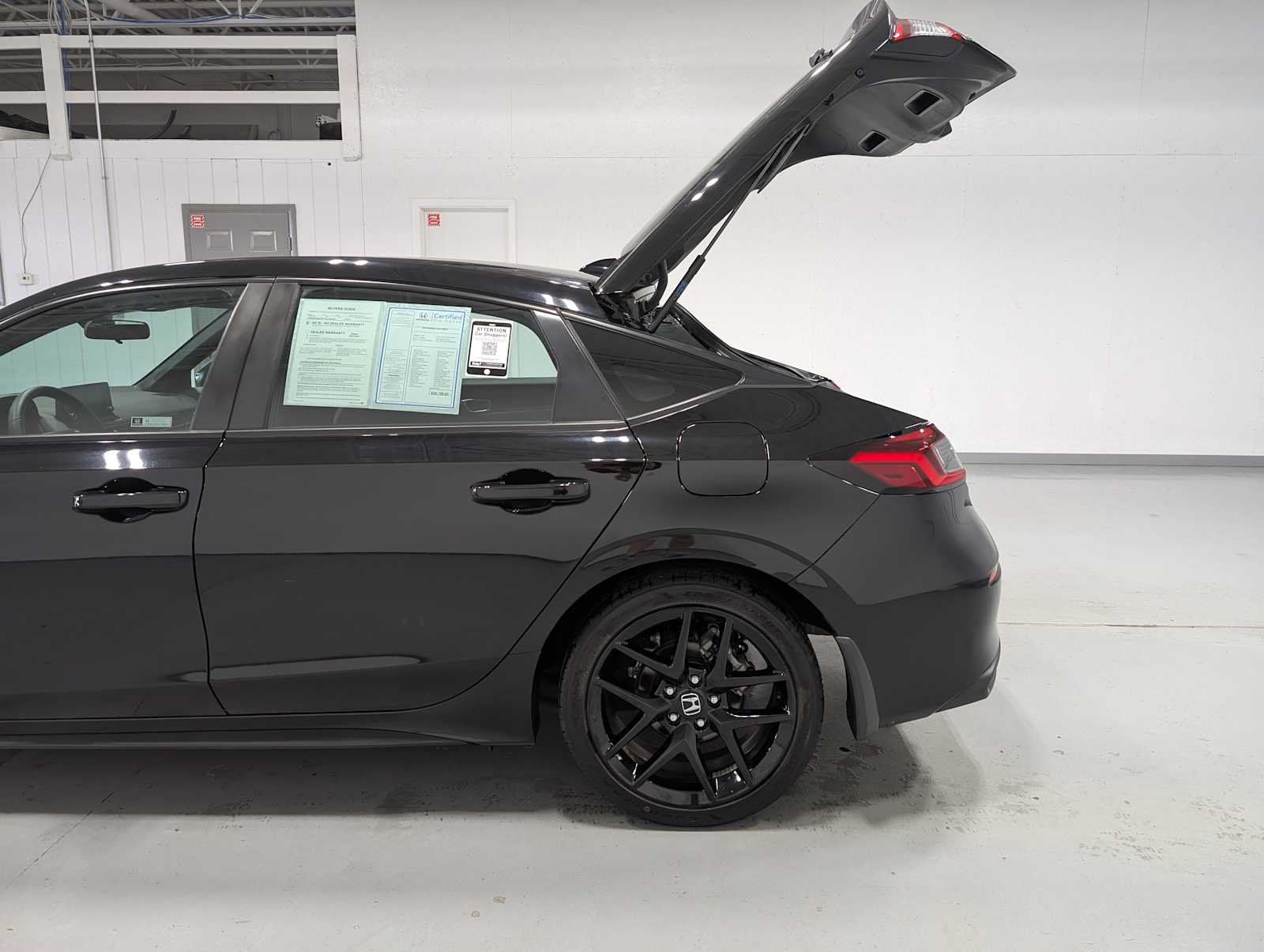2024 Honda Civic Hatchback Sport - Photo 11