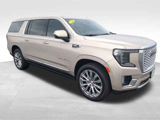Used 2024 Pearl Beige Metallic GMC Denali image 9