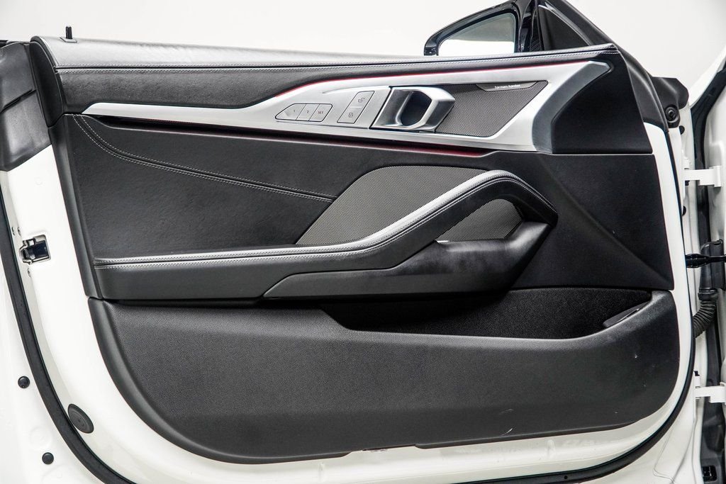 Used 2022 White BMW Competition image 39