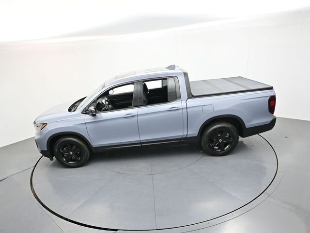 Used 2023  Honda Black Edition image 39