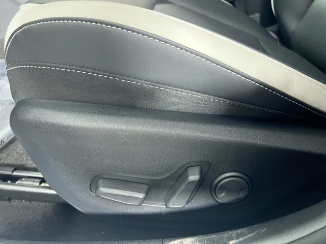 New 2026 Snow White Pearl Kia GT-Line image 15