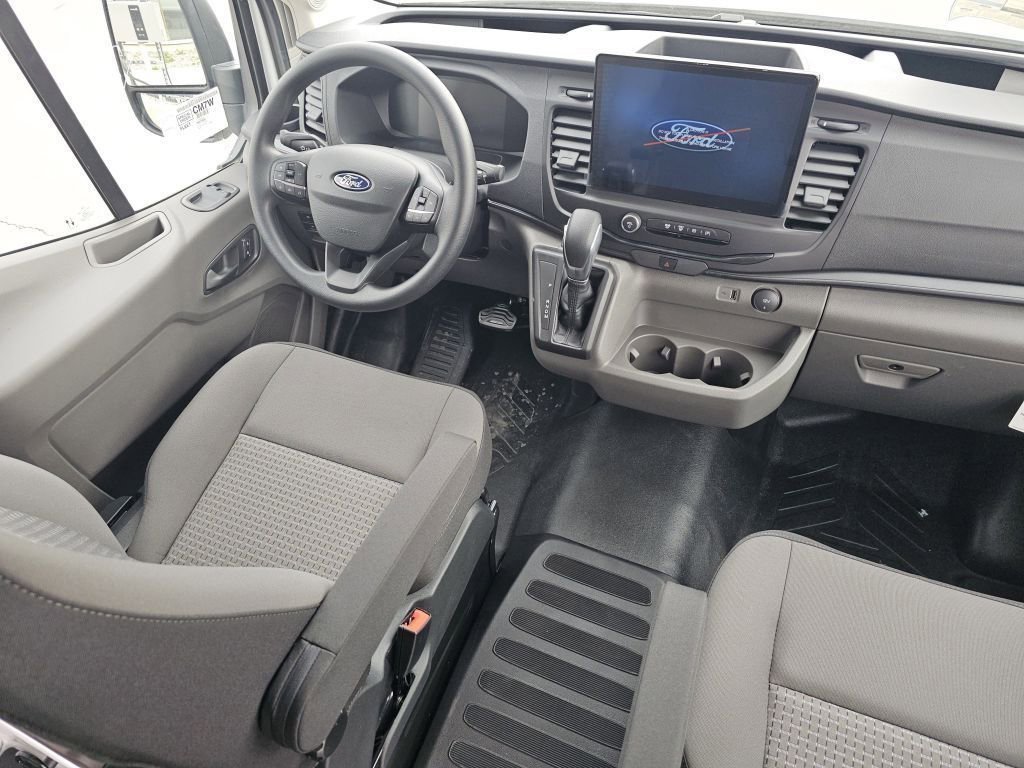 New 2026 Oxford White Ford Base image 29