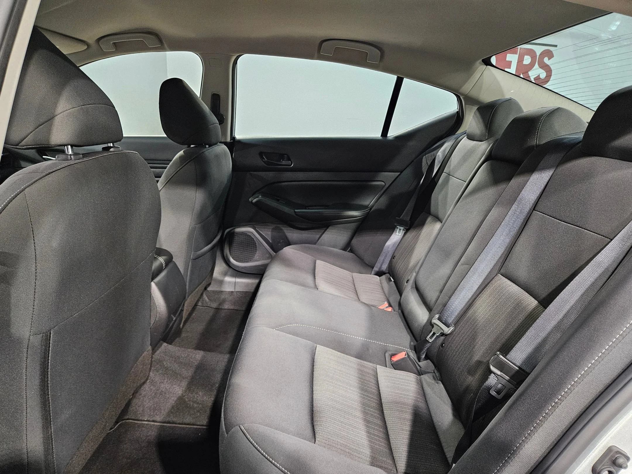 Used 2024 Brilliant Silver Metallic Nissan 2.5 SV image 34