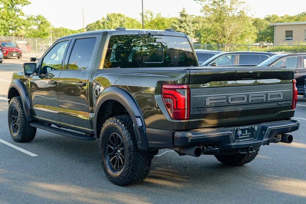 Used 2024 Green Ford Raptor image 5