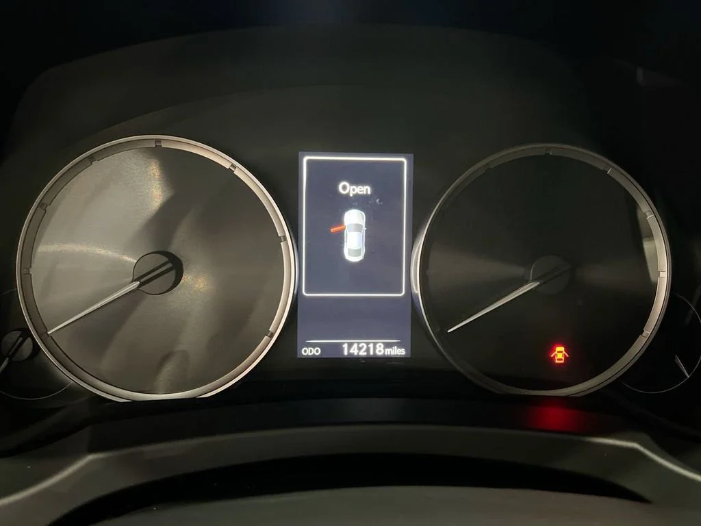 Certified Used 2022 OBSIDIAN Lexus 350 image 14