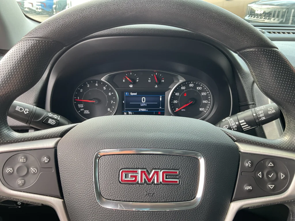Used 2024 Ebony Twilight Metallic GMC SLE image 22