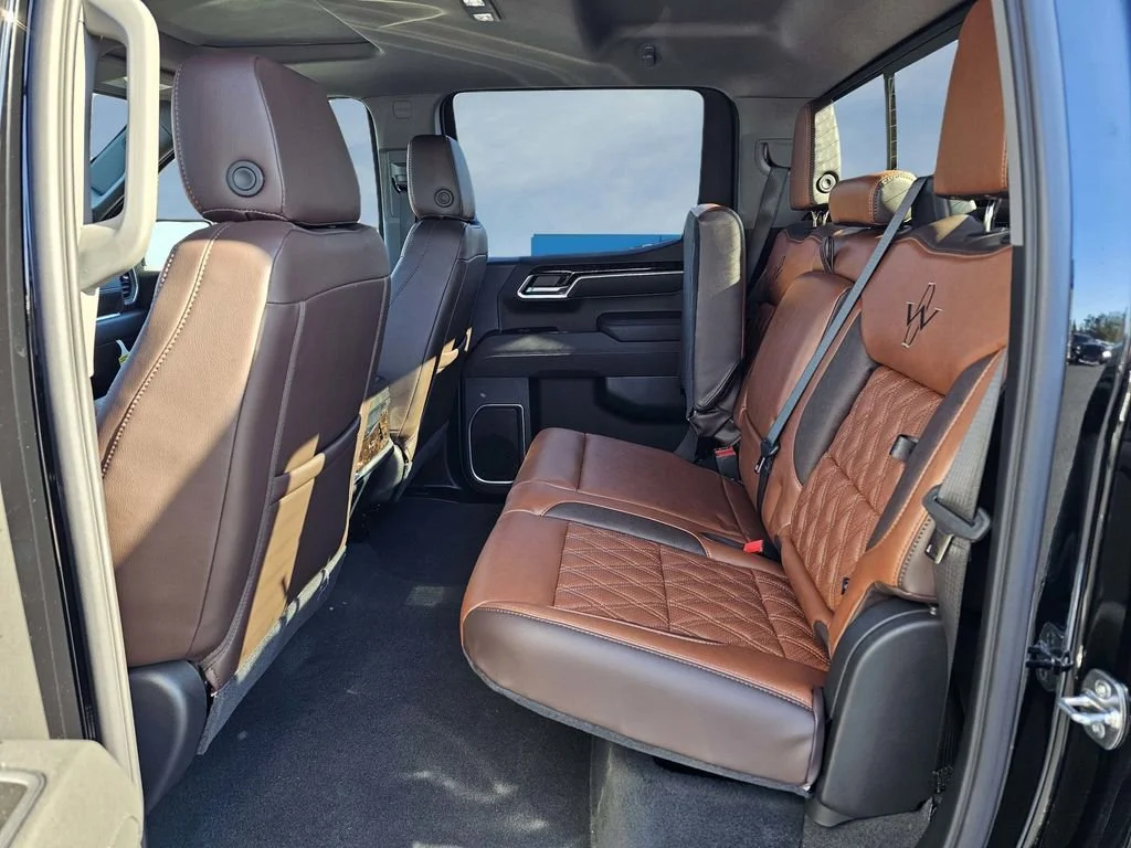 New 2026 Onyx Black GMC Elevation image 34
