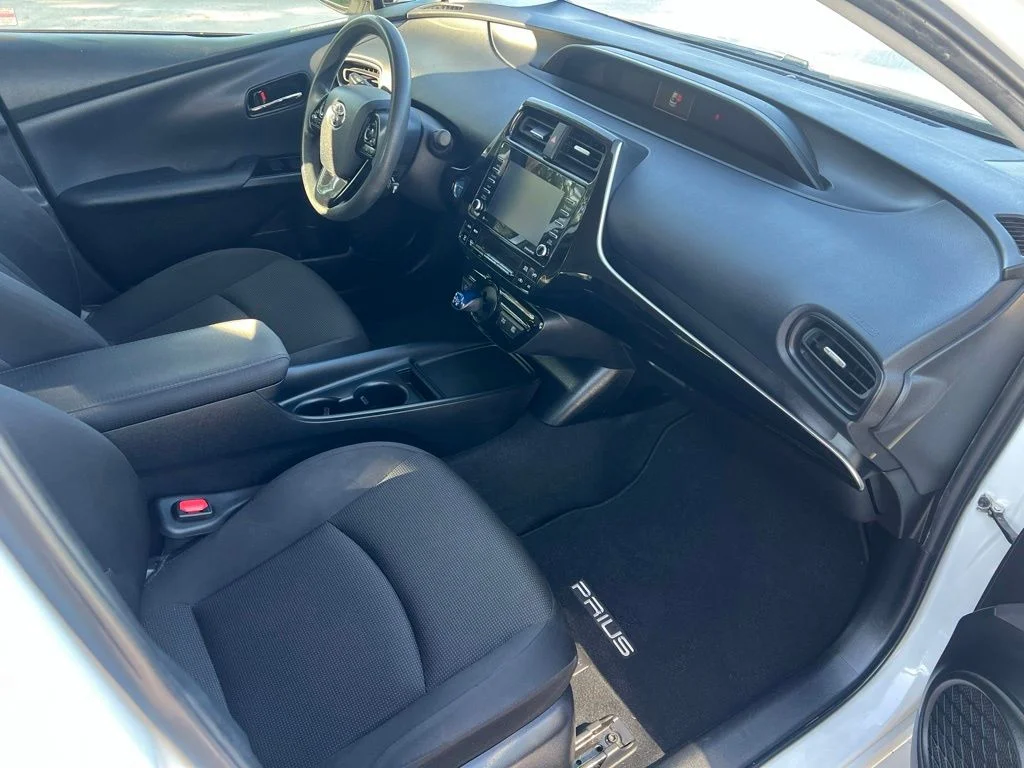 Used 2021 Beige Toyota L image 11