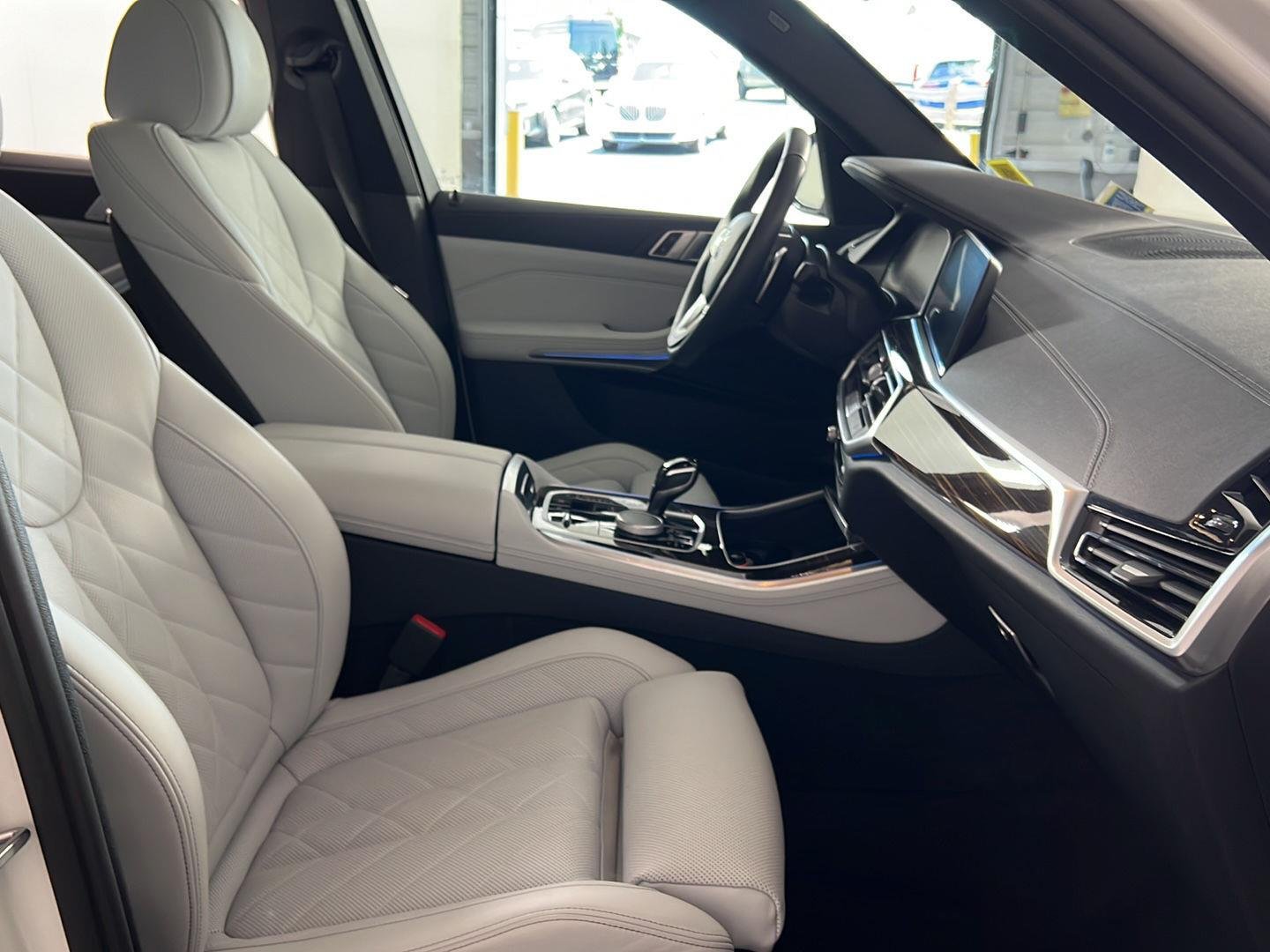 Certified Used 2023 Alpine White BMW xDrive45e image 2