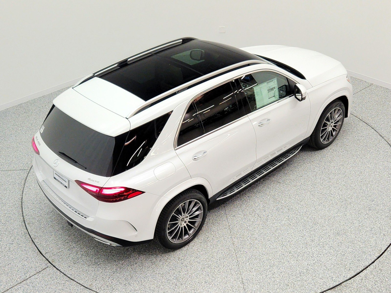 New 2026 MANUFAKTUR Moonlight White Metallic Mercedes-Benz GLE 450 4MATIC® SUV image 20