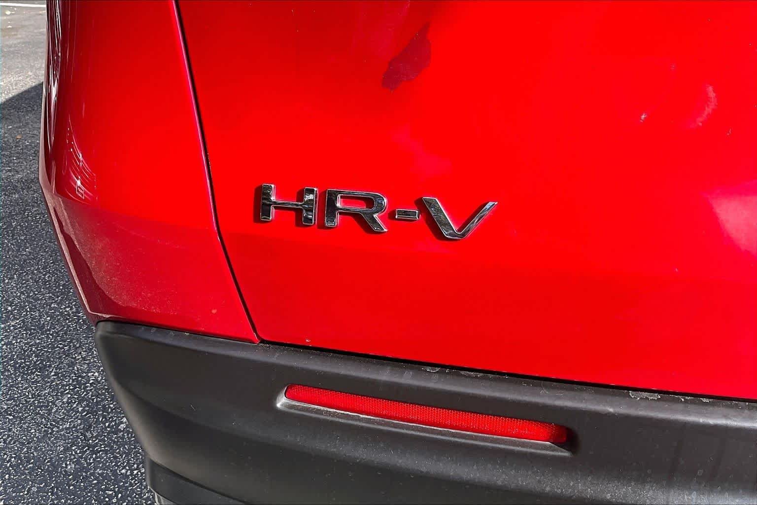 Used 2025 Milano Red Honda Sport image 10
