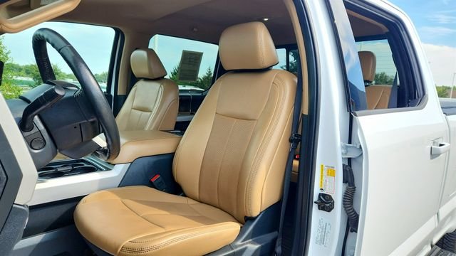 Used 2022 White Ford Lariat image 15