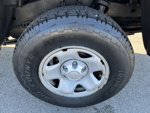 Used 2022 White Toyota SR image 20