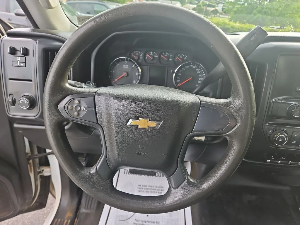 Used 2016 White Chevrolet Work Truck image 17