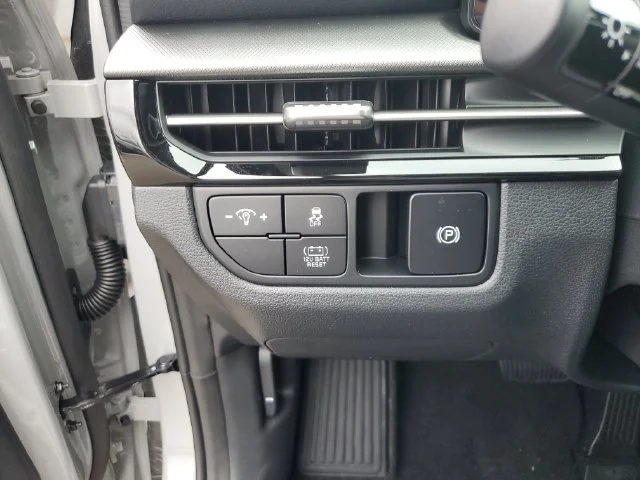 New 2027 Gray Kia S image 36