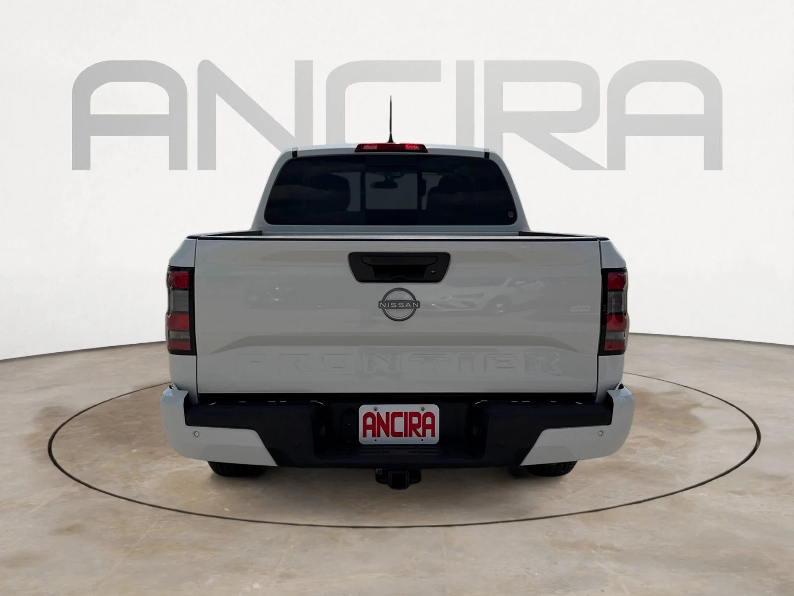 Used 2025 Glacier White Nissan SV image 8