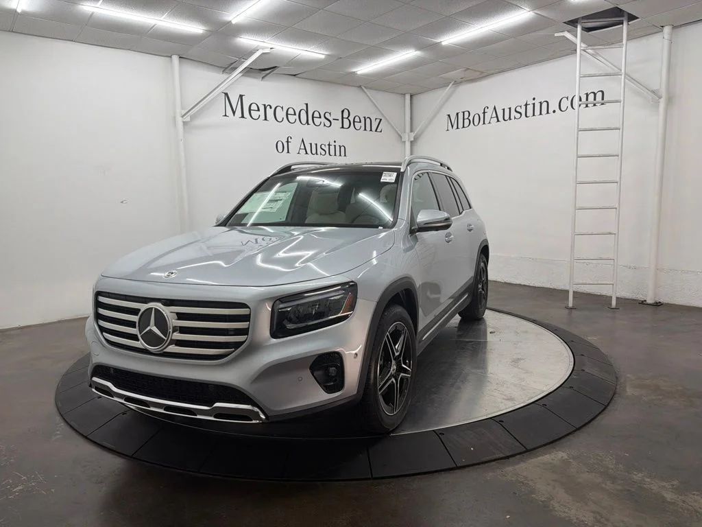 New 2026 Silver Mercedes-Benz GLB 250 image 3