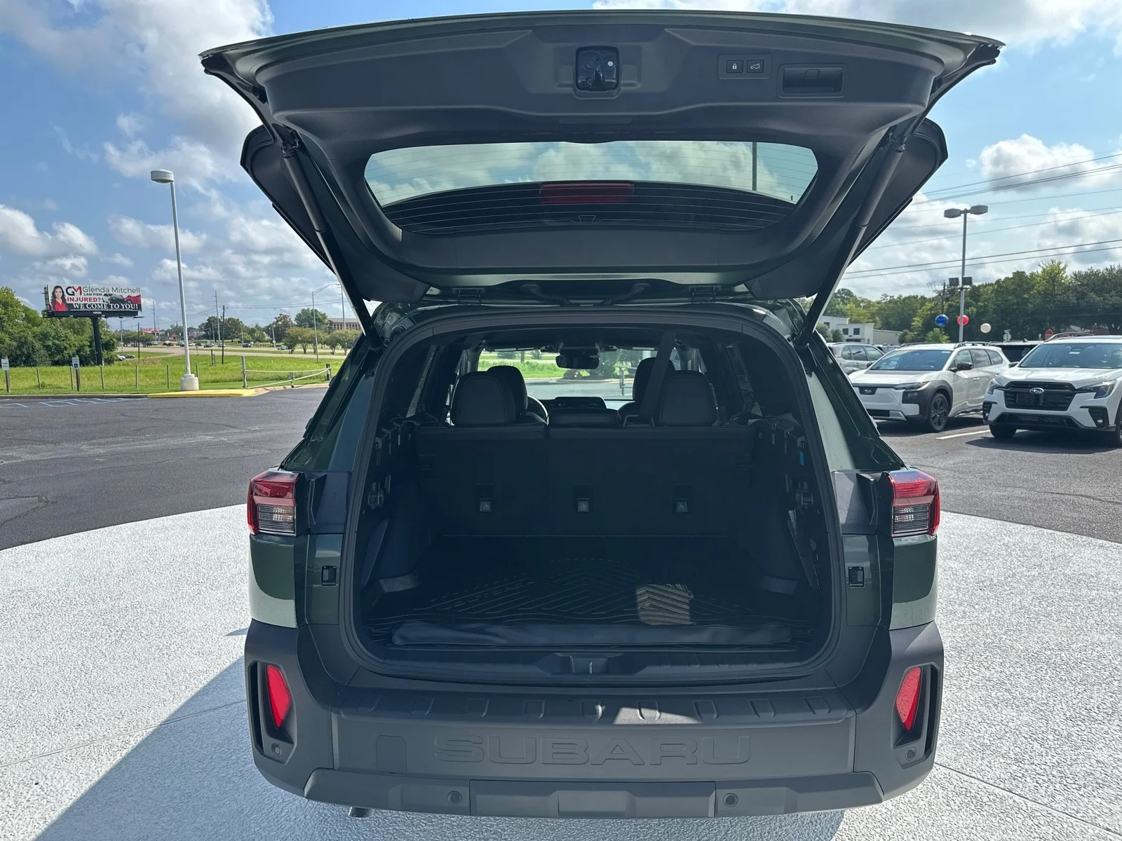 New 2026 DEEP EMERALD GREEN PEARL Subaru Premium image 9