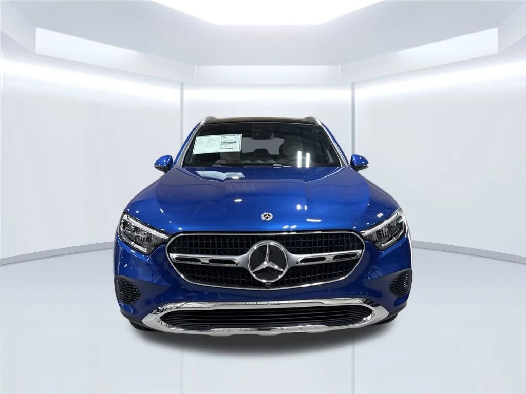 New 2027 Starling Blue Metallic Mercedes-Benz GLC 300 image 41