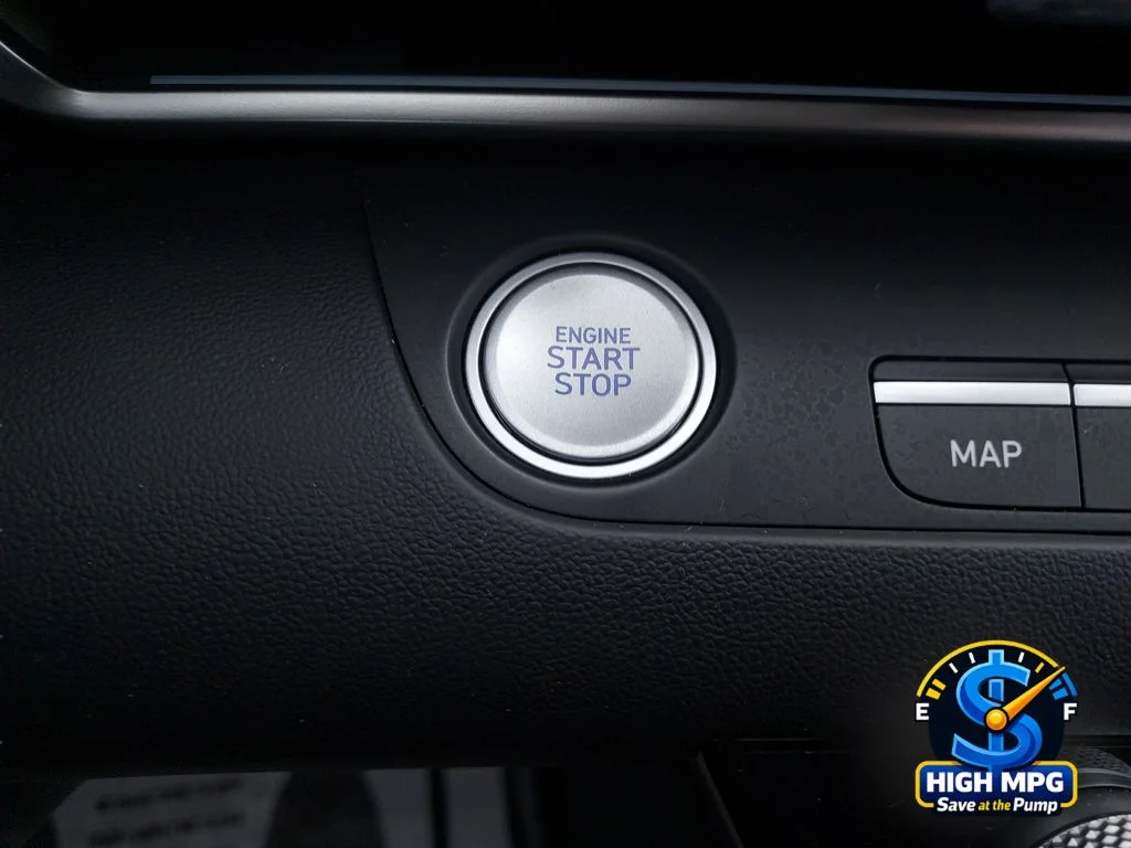 Used 2024 Red Hyundai SEL image 15