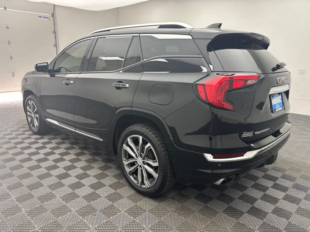 Used 2020 Black GMC Denali image 11