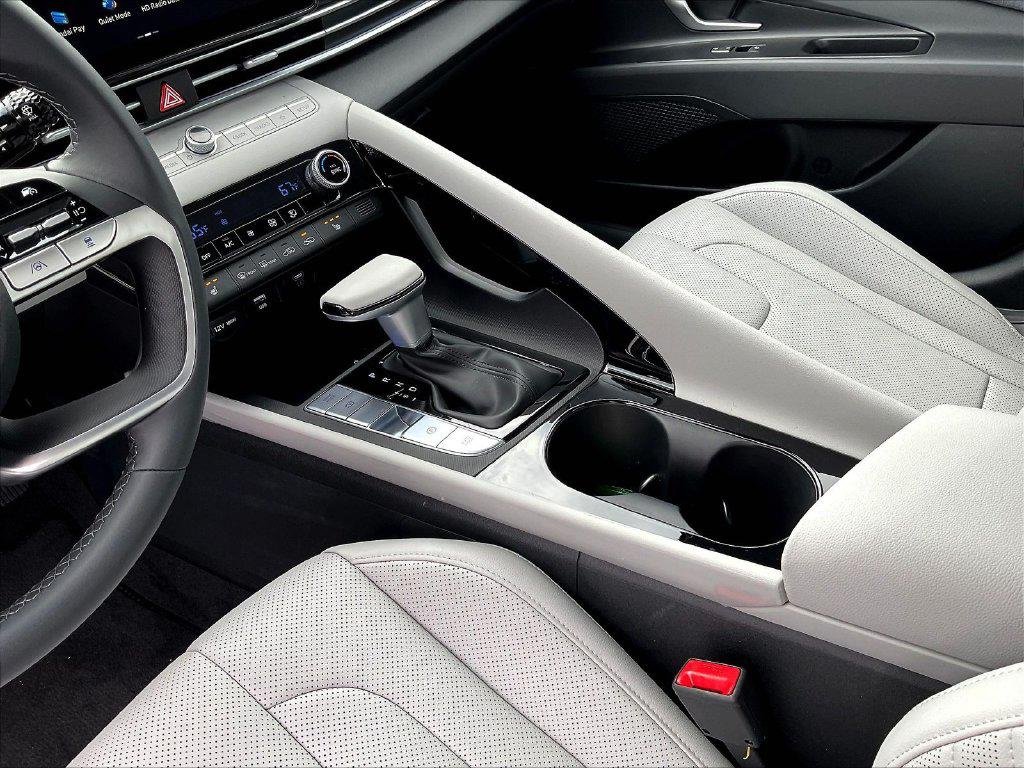 New 2026 White Hyundai Limited image 20