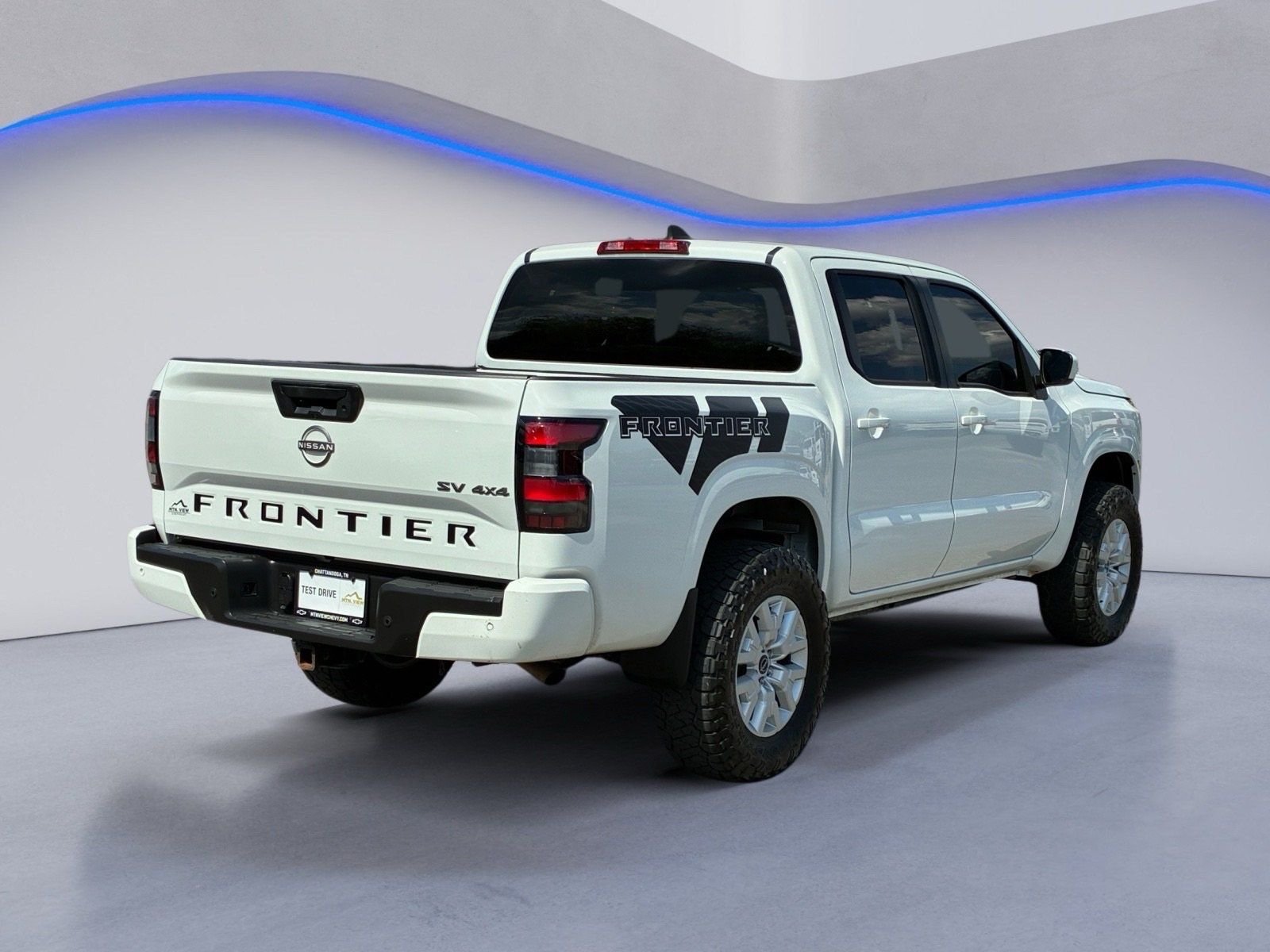Used 2023 White Nissan SV image 10